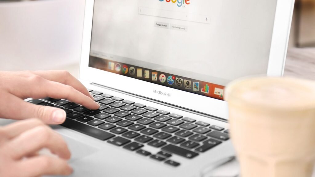 Descubra como avaliações no Google podem impulsionar a reputação do seu escritório de advocacia e atrair novos clientes.